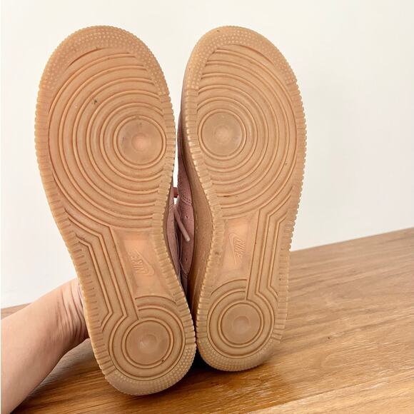 Nike Air Force 1 Suede Low Top Athletic Sneakers Particle Pink Women's Size US 8 - Picture 6 of 7